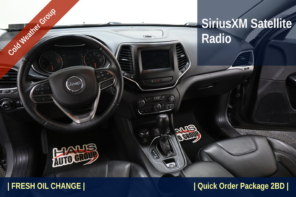 Used 2019 Jeep Cherokee Latitude Plus w/ Cold Weather Group AWD/4WD image 4