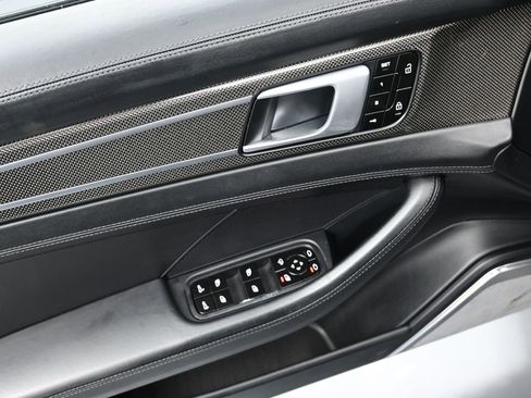 Used 2020 Porsche Panamera GTS image 25