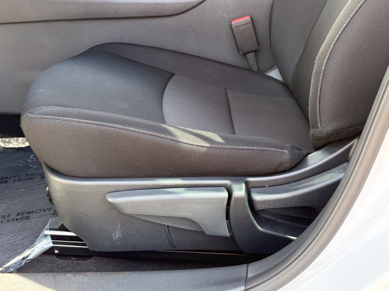 Certified 2025 Nissan Sentra SV FWD image 22