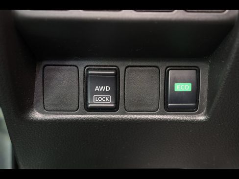 Used 2019 Nissan Rogue Sport S AWD/4WD image 7