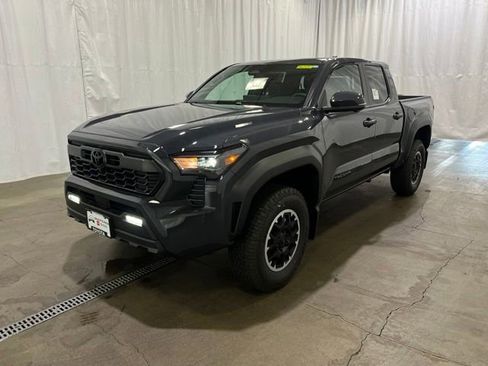 New 2026 Toyota Tacoma TRD Off-Road w/ TRD Off Road Premium Package AWD/4WD image 7