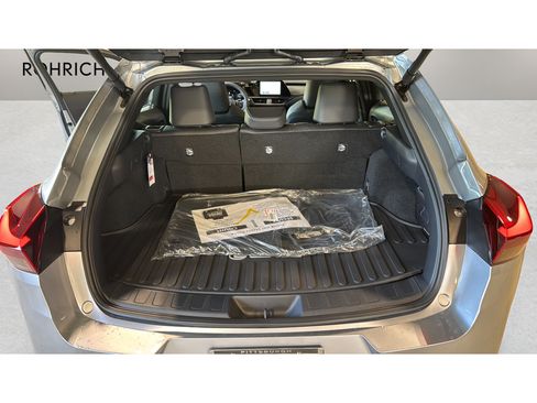 New 2026 Lexus UX 300h AWD image 30
