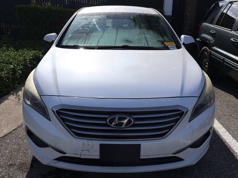 Used 2017 Hyundai Sonata SE FWD image 5