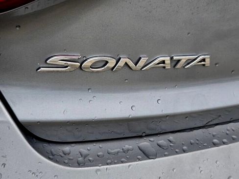 Used 2015 Hyundai Sonata SE FWD image 9