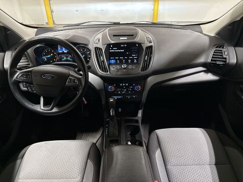 Used 2017 Ford Escape SE w/ Equipment Group 201A image 10
