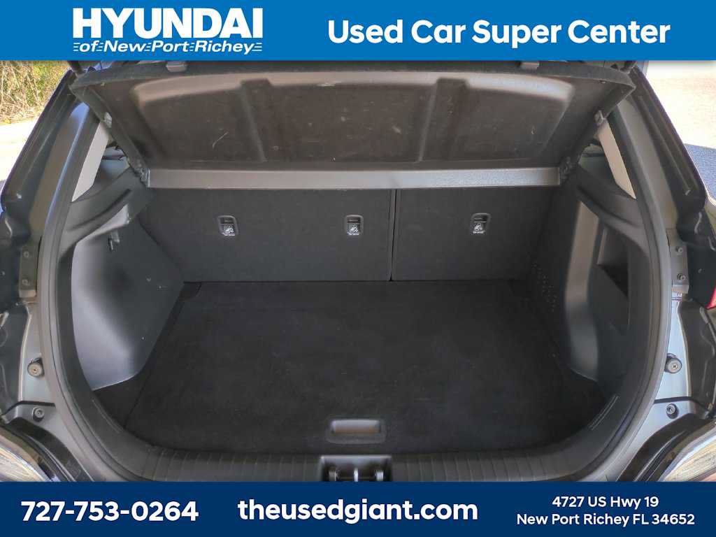 Certified 2022 Hyundai Kona SE FWD image 12