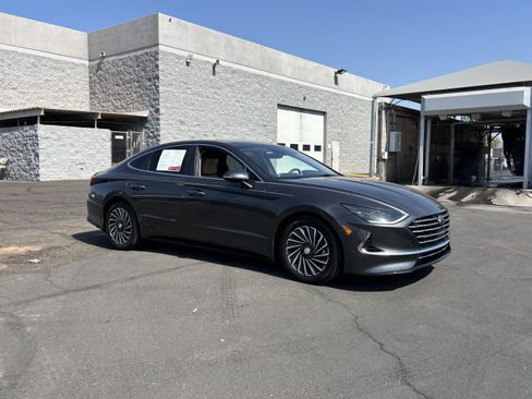Used 2023 Hyundai Sonata Limited FWD image 32
