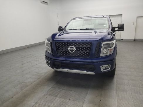 Used 2019 Nissan Titan PRO-4X w/ Pro-4x Convenience Package image 15