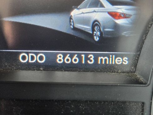 Used 2014 Hyundai Sonata SE w/ Premium Package 04 FWD image 17