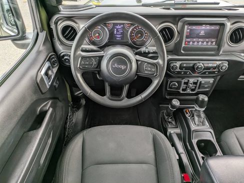 Used 2023 Jeep Wrangler Unlimited Sport AWD/4WD image 17