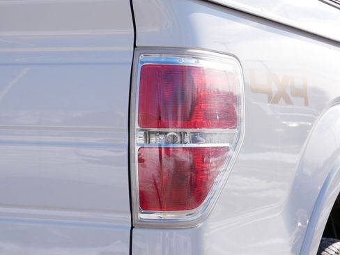 Used 2011 Ford F150 Lariat w/ Lariat Plus Pkg image 17