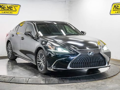Used 2023 Lexus ES 300h w/ Premium Package FWD image 5