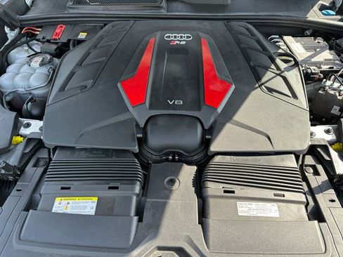 Used 2021 Audi RS Q8 w/ Interior Protection Package image 9