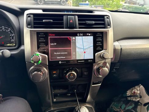 Used 2021 Toyota 4Runner Trail Special Edition AWD/4WD image 12
