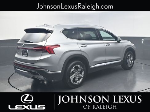 Used 2021 Hyundai Santa Fe SEL w/ Convenience Package image 9