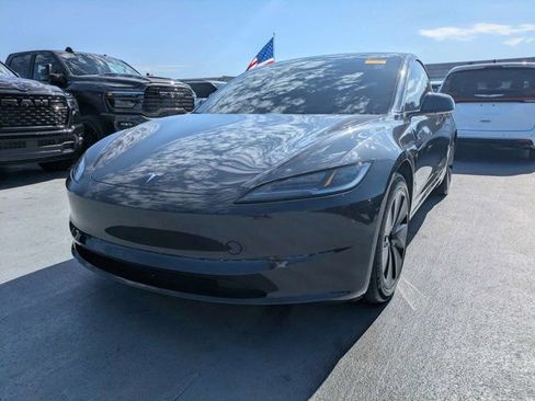 Used 2024 Tesla Model 3 Long Range AWD/4WD image 9