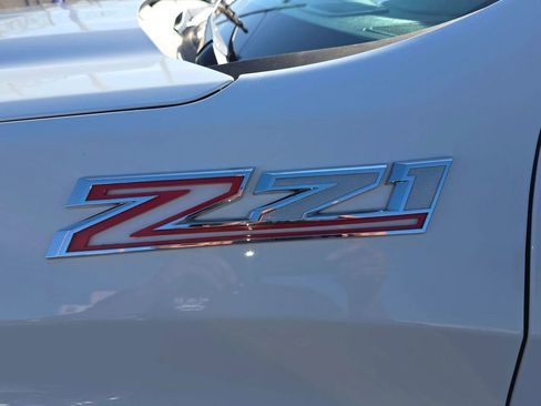 Used 2019 Chevrolet Silverado 1500 LTZ w/ LTZ Premium Package AWD/4WD image 27
