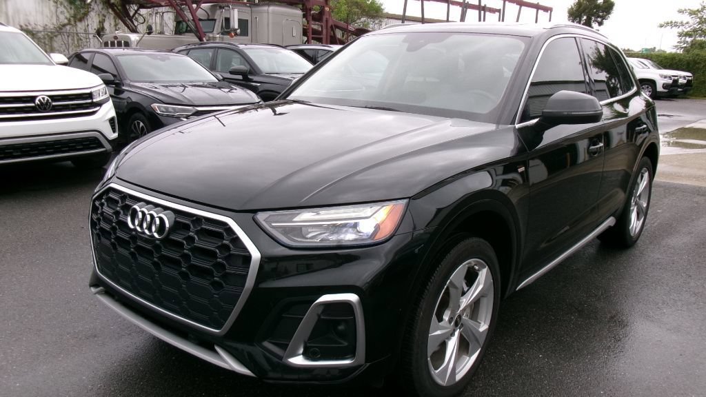 Used 2023 Audi Q5 2.0T Premium Plus w/ Premium Plus Package AWD/4WD image 5