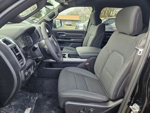 New 2026 RAM 1500 Big Horn AWD/4WD image 12