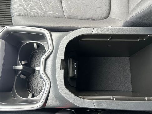 New 2025 Toyota RAV4 XLE image 23