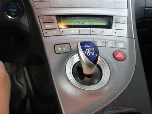Used 2013 Toyota Prius Two FWD image 16