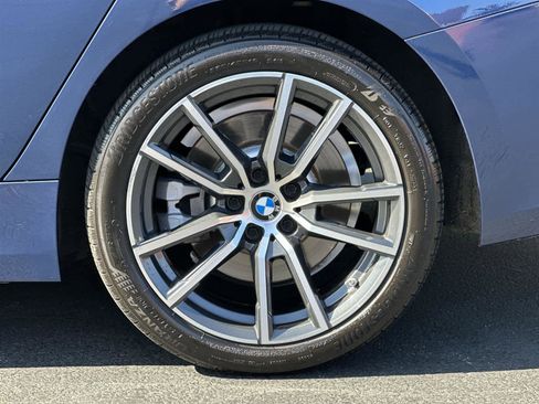 Used 2022 BMW 330i Sedan w/ Driving Assistance Package image 8