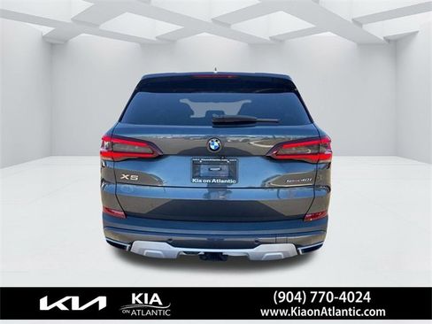 Used 2021 BMW X5 sDrive40i w/ Parking Assistance Package image 11