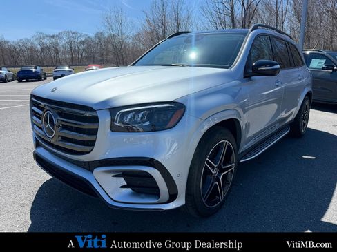New 2026 Mercedes-Benz GLS 450 4MATIC image 4