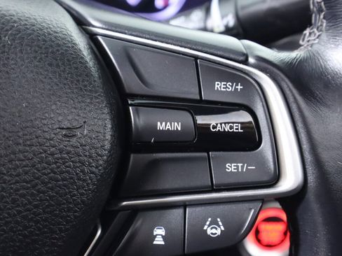 Used 2018 Honda Accord EX-L image 14