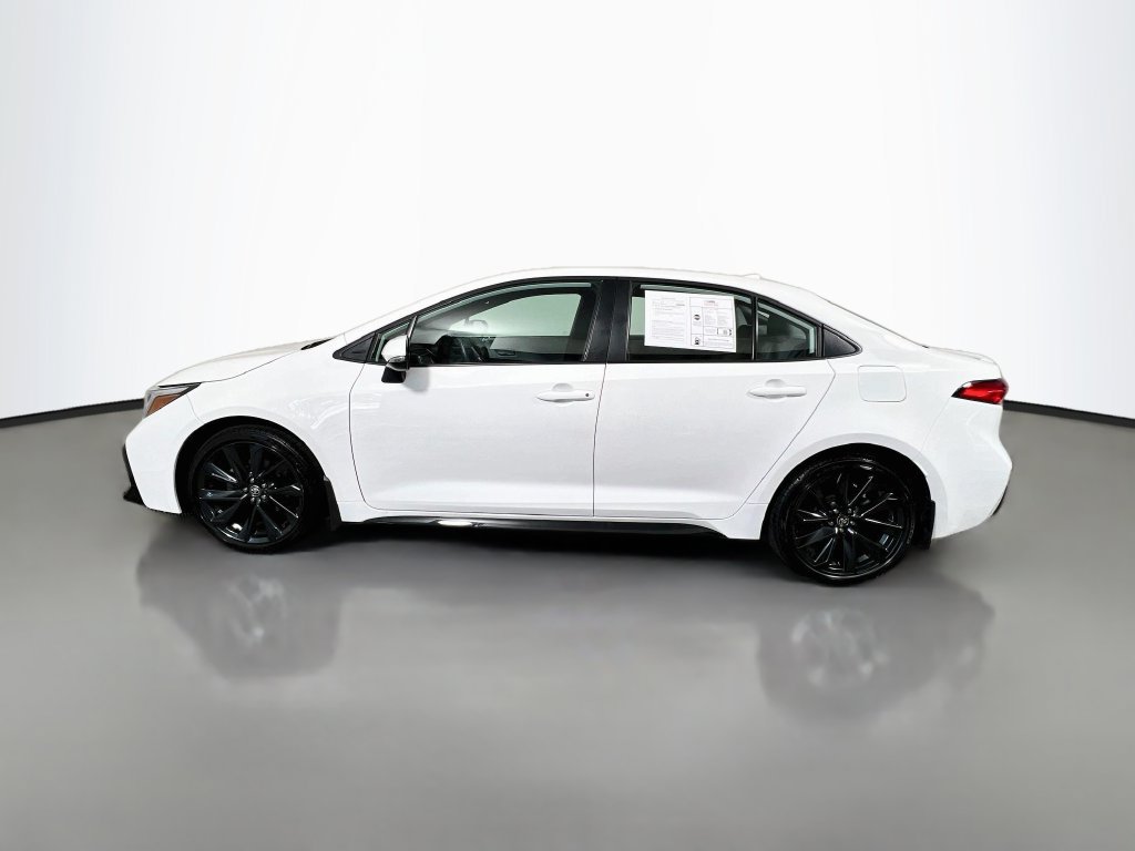 Used 2026 Toyota Corolla SE FWD image 6