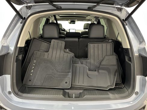 Used 2024 Honda Pilot Touring image 32