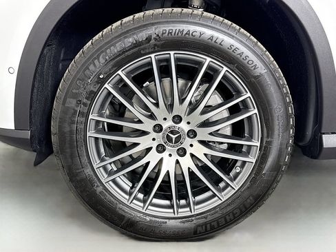 New 2026 Mercedes-Benz GLC 300 4MATIC image 32