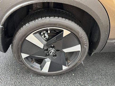 Used 2026 Nissan Kicks SR w/ SR Premium Package image 32