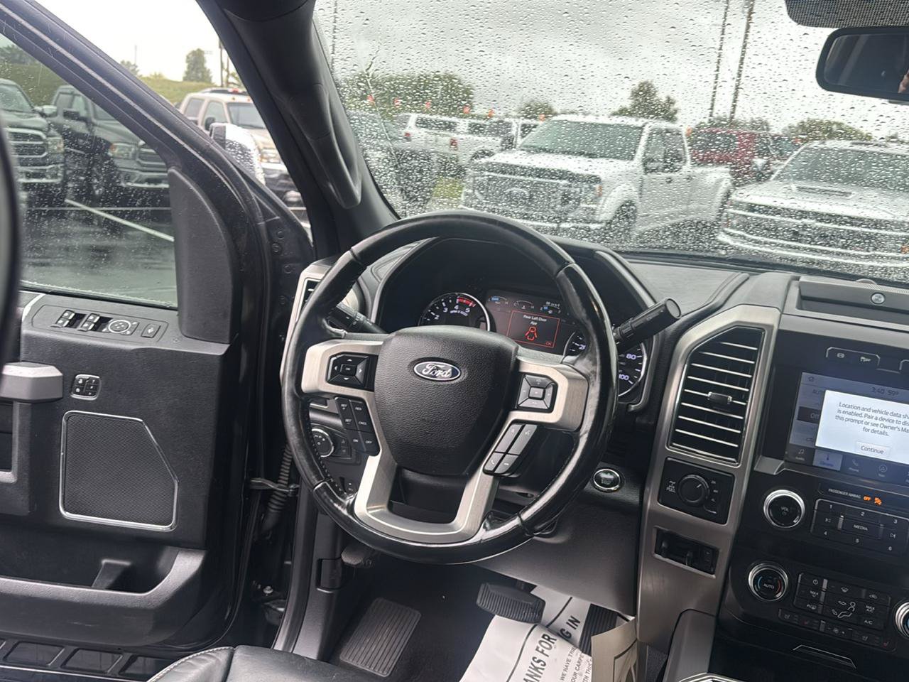 Used 2019 Ford F250 Platinum w/ FX4 Off-Road Package AWD/4WD image 31