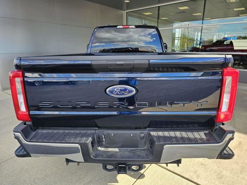 Used 2025 Ford F350 XLT image 4