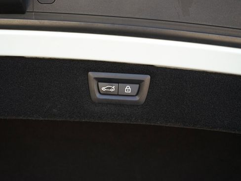 Used 2023 BMW 840i xDrive Convertible w/ Driving Assistance Package image 32