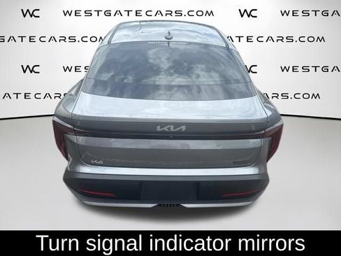 Used 2025 Kia Telluride EX w/ EX Captain's Chair Package FWD image 22
