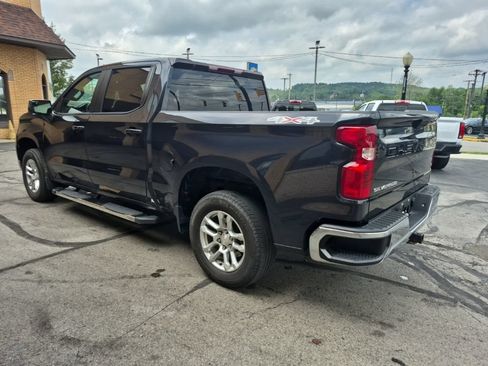 Used 2024 Chevrolet Silverado 1500 LT AWD/4WD image 5