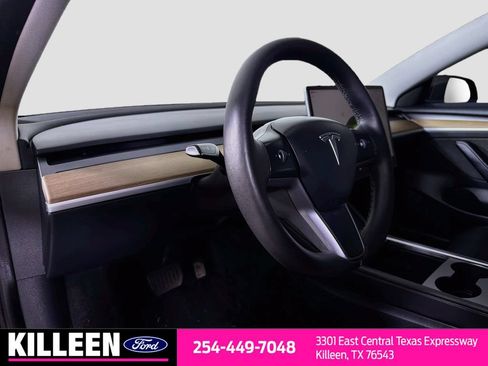 Used 2023 Tesla Model 3 Standard Range RWD image 10