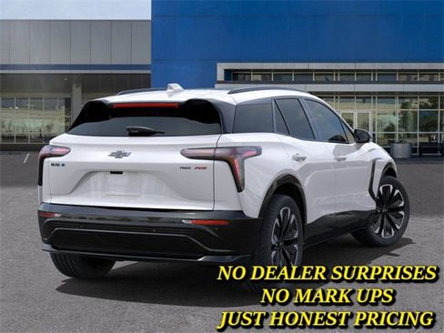 New 2025 Chevrolet Blazer EV RS image 4