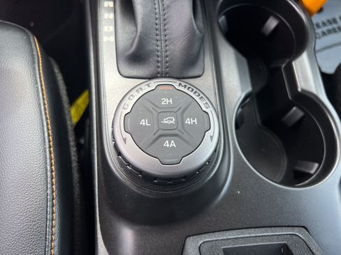Used 2021 Ford Bronco Badlands AWD/4WD image 18