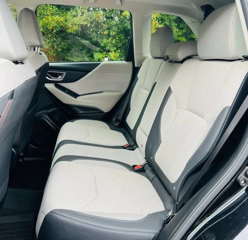 Used 2019 Subaru Forester Premium w/ All-Weather Package AWD/4WD image 24