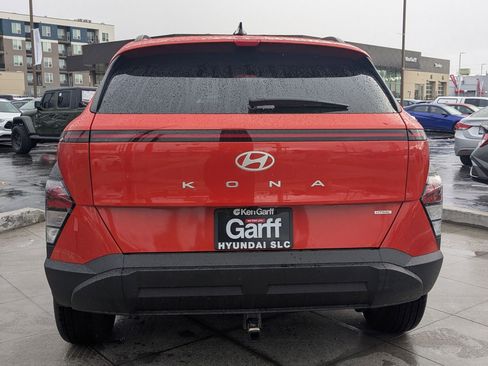 Certified 2025 Hyundai Kona SEL image 5