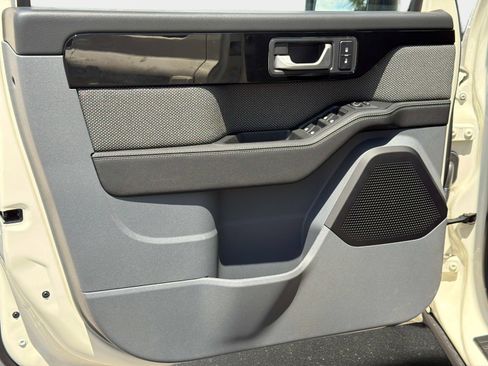 New 2026 INEOS Grenadier image 14