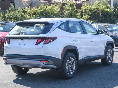 New 2026 Hyundai Tucson Blue SE image 4