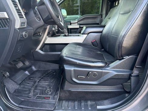 Used 2015 Ford F150 Lariat w/ Equipment Group 502A Luxury AWD/4WD image 20