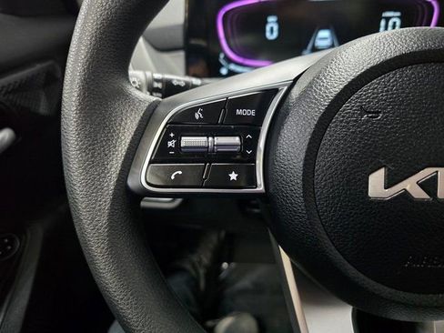 Used 2024 Kia Seltos LX image 24