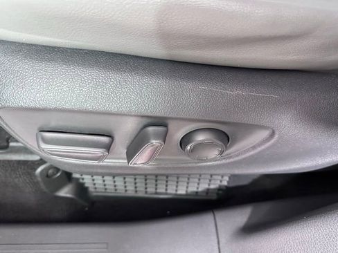 Used 2021 Toyota Sienna XLE image 24