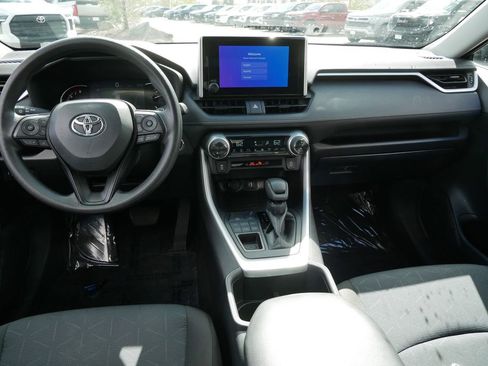 Certified 2025 Toyota RAV4 XLE AWD/4WD image 13