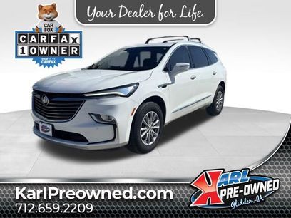 Used 2023 Buick Enclave Essence w/ Trailering Package, 5000 lbs.
